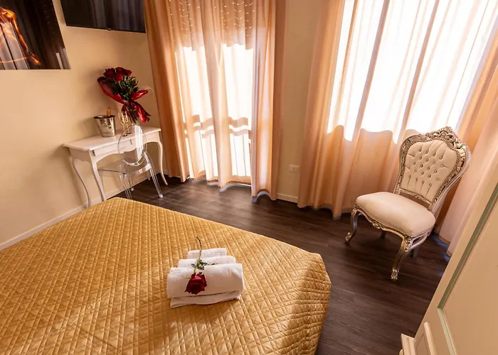 Amy 4* رافيننا